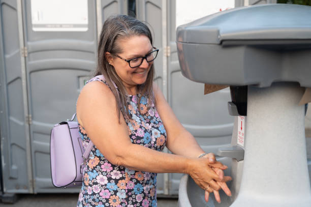 Best Emergency porta potty rental  in Massapequa, NY